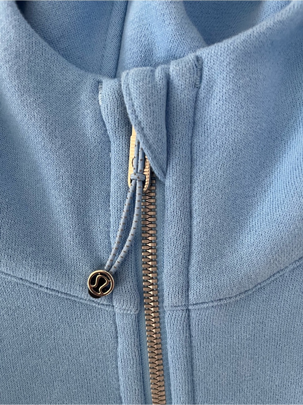 lululemon Athletica Scuba Sky Blue Fleece Sweatshirt NWOT - never worn - Picture 3 of 5